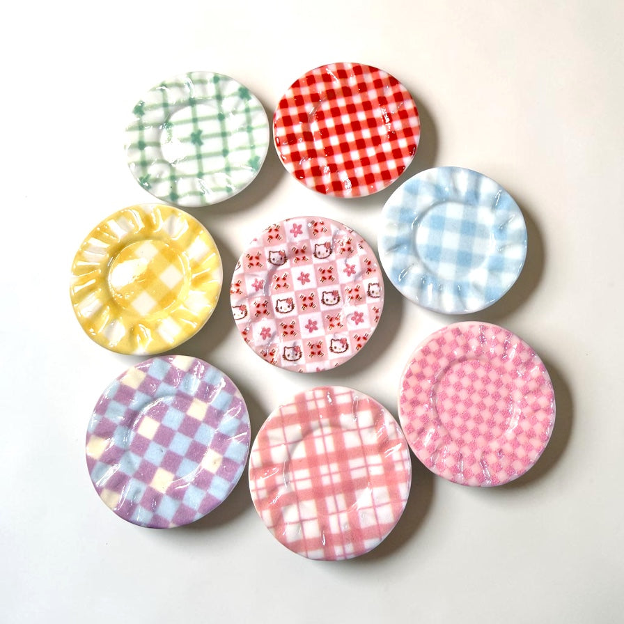 Plate Mini Resin Charms by the scoop